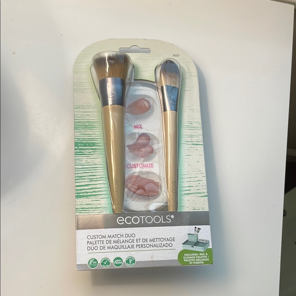 EcoTools Makeup Brush Set with palette